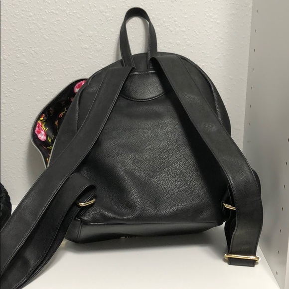 Betsey Johnson backpack - Picture 3 of 3